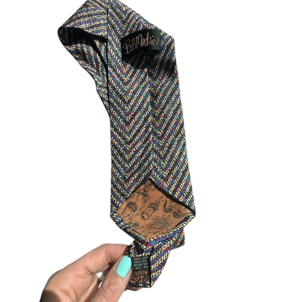 Bob Mackie Vintage Silk Tie Chevron Zig-Zag Multicolor Bold Retro Print H11